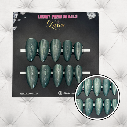 Misty Jade – Mint Green Cat Eye Press-On Nails | Almond Shape | Magnetic Glow